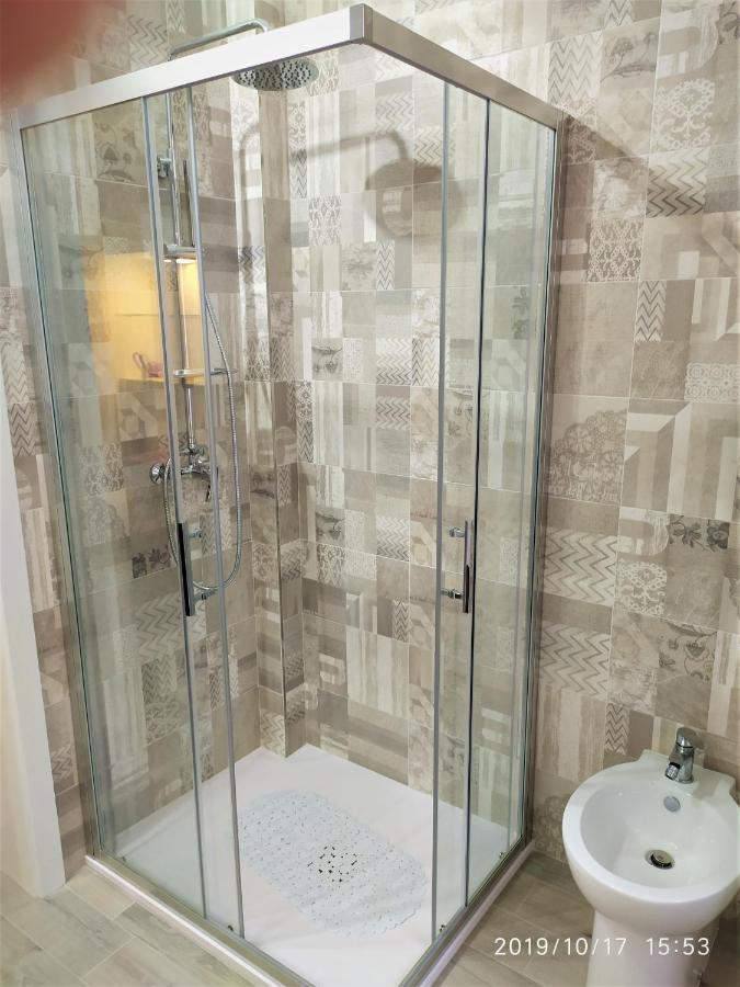 Casa Vacanze Dany Taranto Luaran gambar